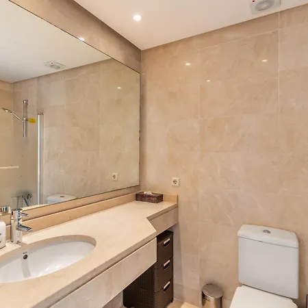 Alcazaba Lagoon Apartment *